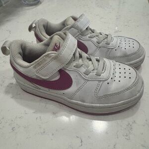 Nike Court Borough Low 2 Sneakers